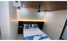Fabhotel Surya Grand